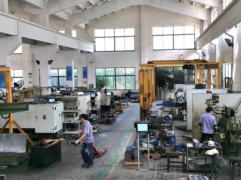 第一樣板車(chē)間